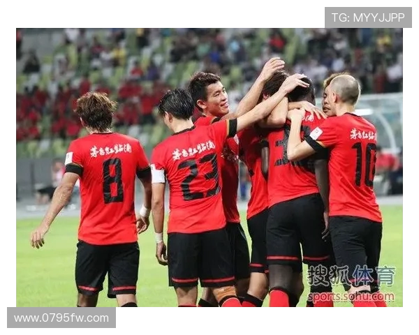 中甲深圳青年人主场惊现 “幽灵看台” 4 万座位仅零星球迷助威(1) 中甲深圳青年人主场惊现 “幽灵看台” 4 万座位仅零星球迷助威(1)