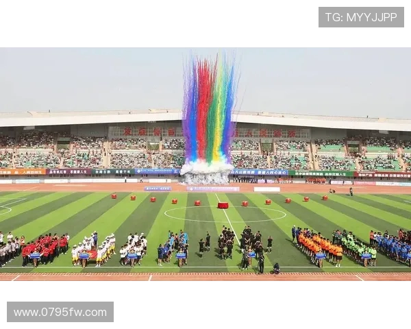 喀什杯青少年足球发展交流会：丝路青训新起点